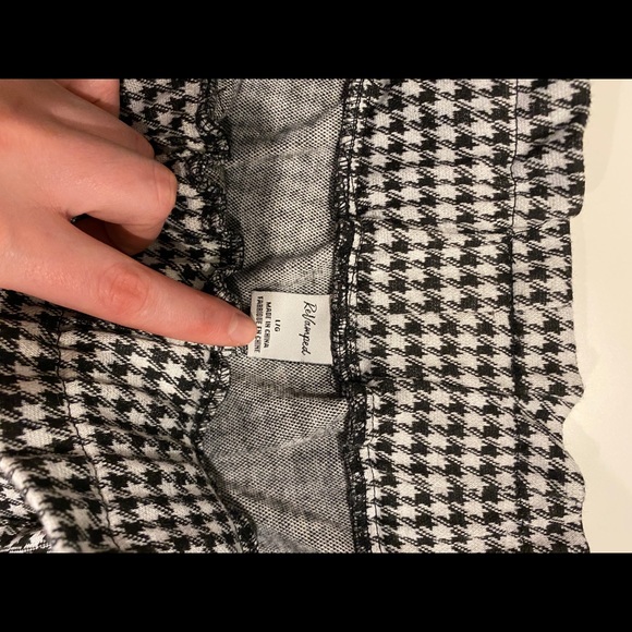 Pants - Picture 2 of 2